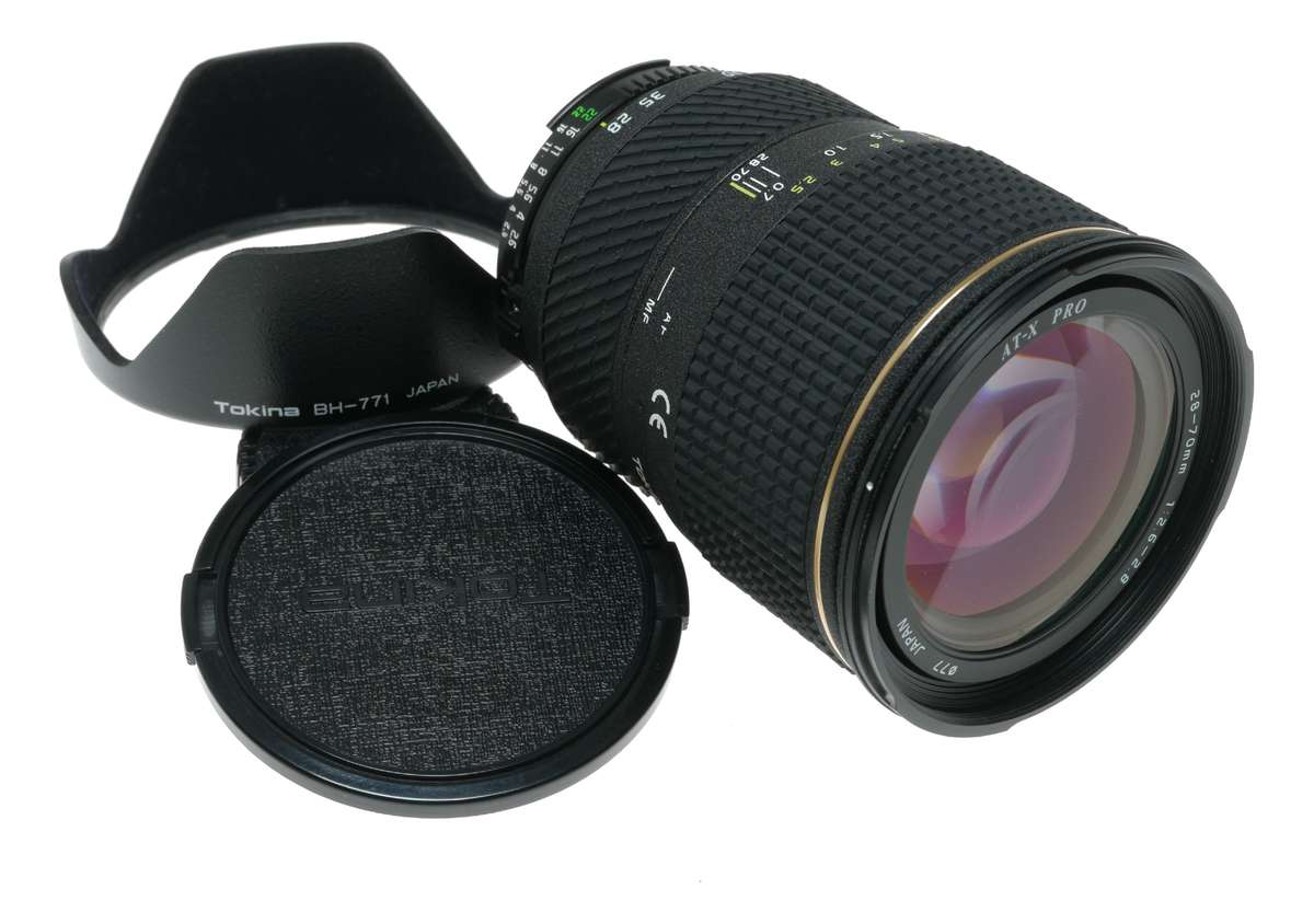 Tokina AT-X Pro 28-70mm Zoom 2.6-2.8 Nikon SLR Camera Lens