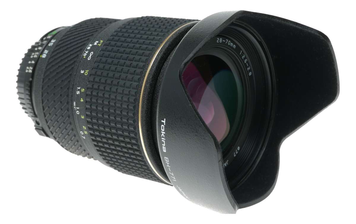 Tokina AT-X Pro 28-70mm Zoom 2.6-2.8 Nikon SLR Camera Lens
