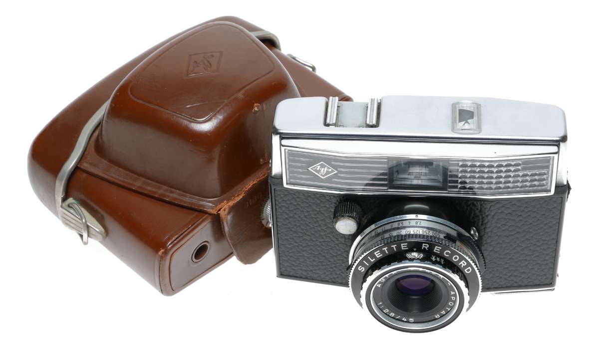Agfa Silette Record 35mm Point Shoot Camera Color-Apotar 1:2.8/45mm