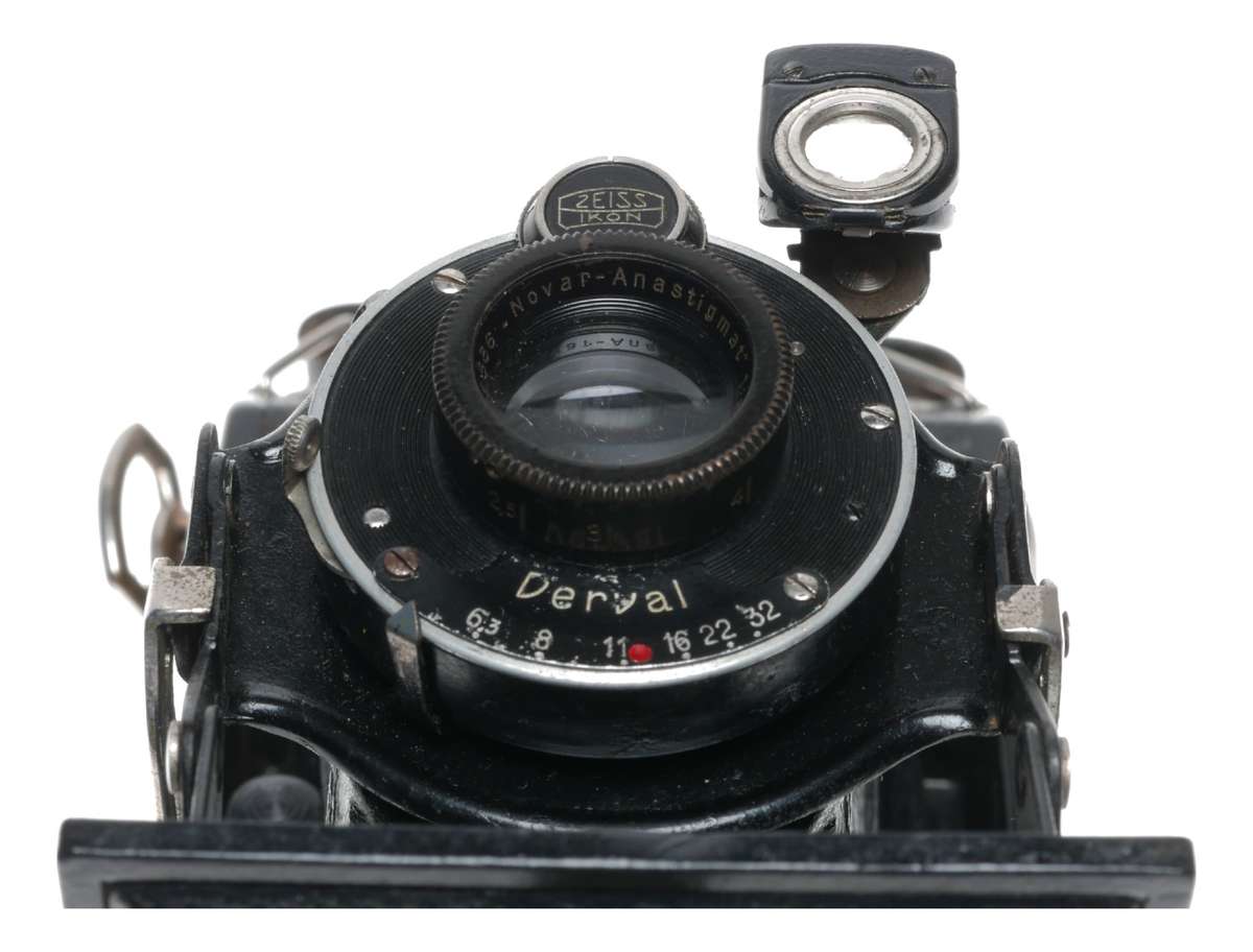 Zeiss Ikon Ikonta C 520/2 Folding 6x9 Camera Novar 1:6.3 F=10.5cm