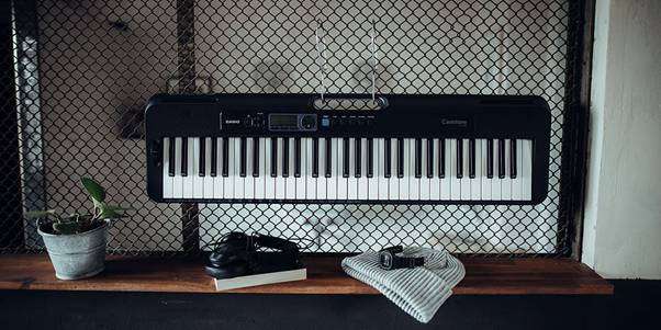 Casiotone Keyboard CT-S300C2