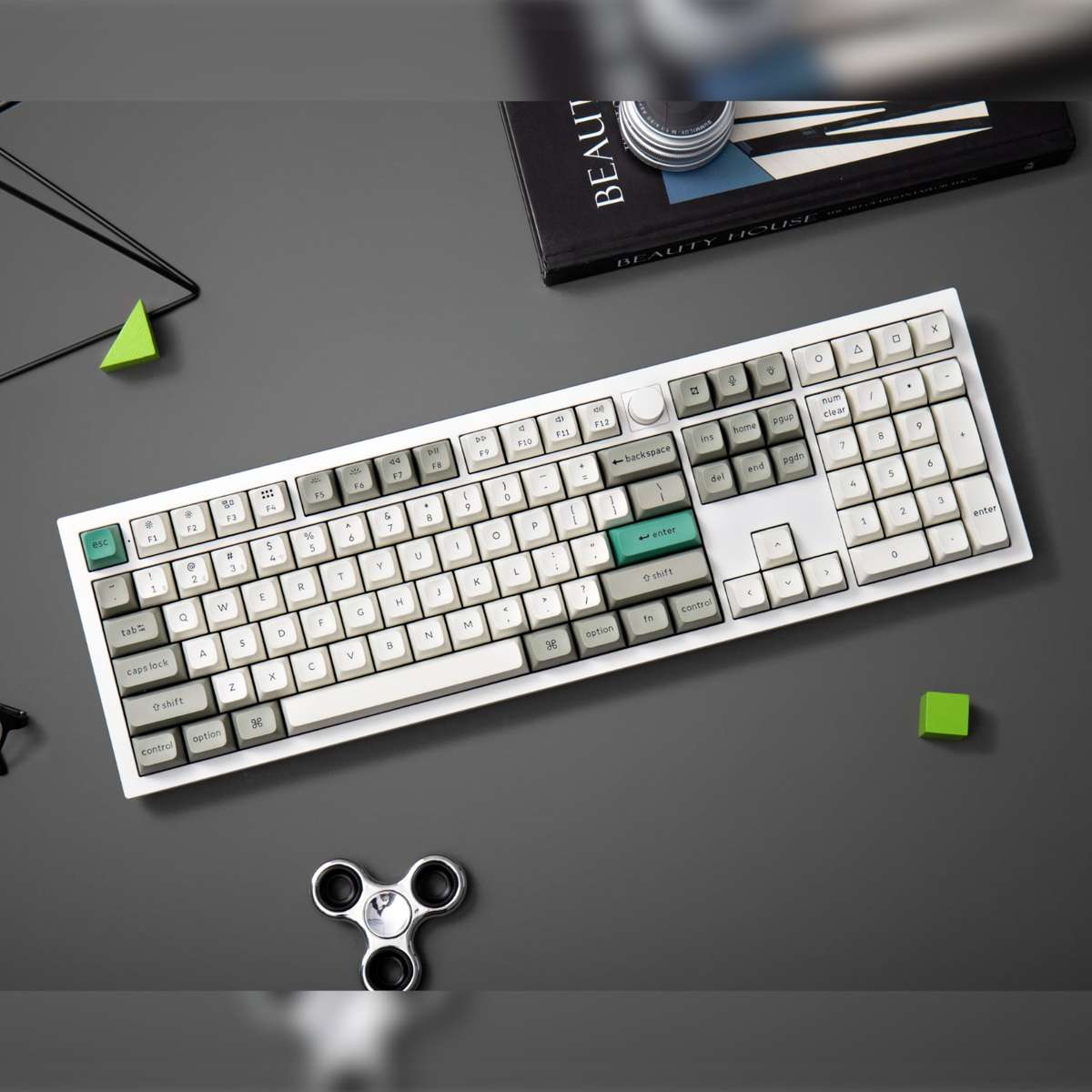 Keychron Q6 Max QMK/VIA Wireless Custom Mechanical Keyboard KSA Gateron Red Jupiter Switches - Sh...