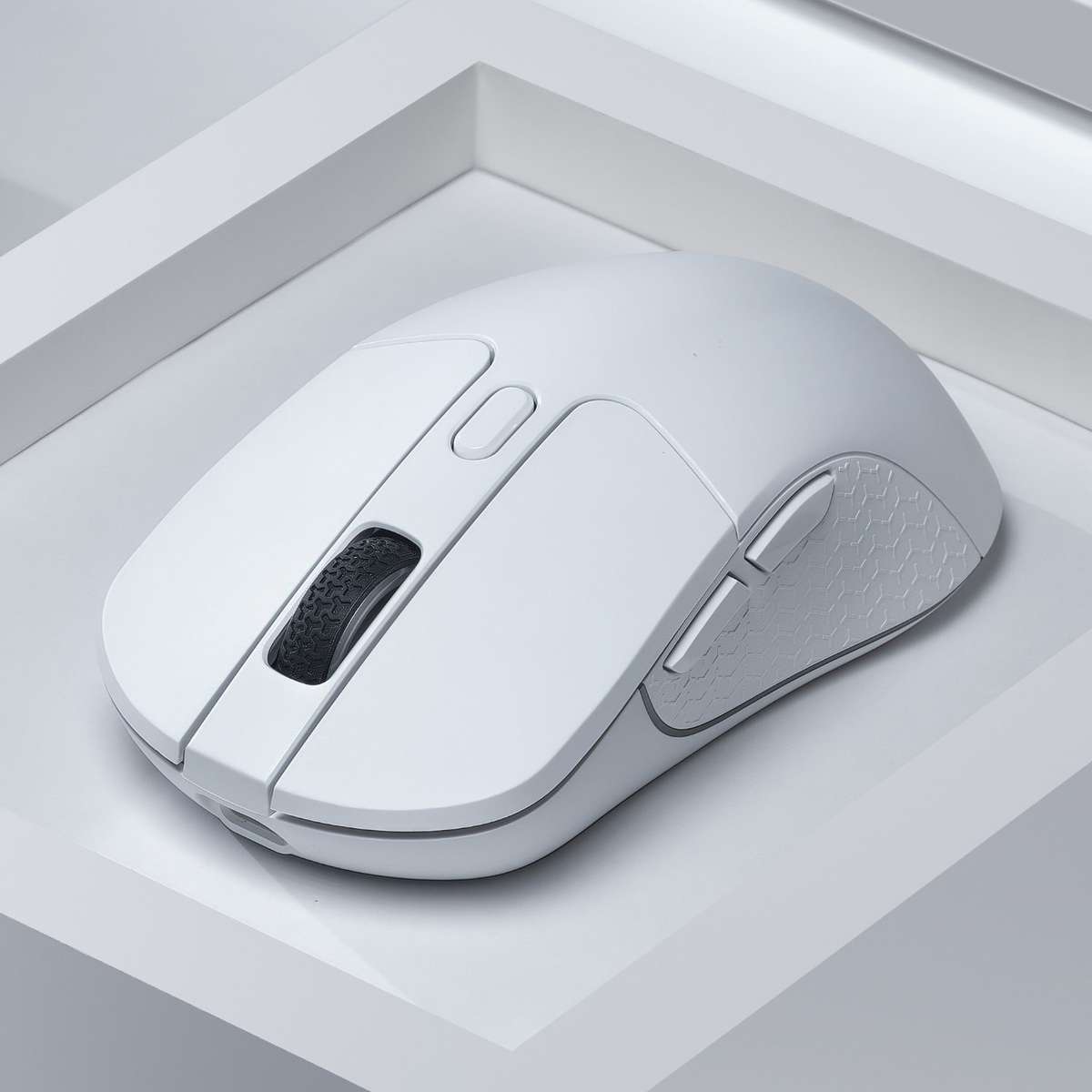 Keychron M3 RGB Wireless Optical Mouse - White