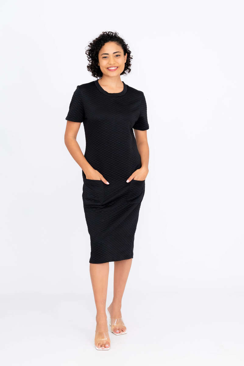 Short Sleeve Textured Black Dress With Pockets
