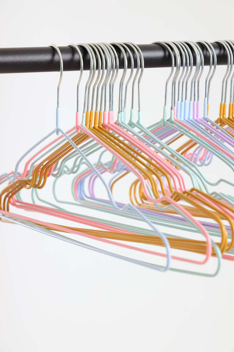 Senza® 40 Pcs Non Slip Heavy Duty Steel Clothes Hangers