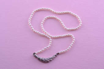 Pearl Necklace  |  |