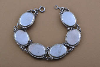 Butterfly Wings Bracelet |  |