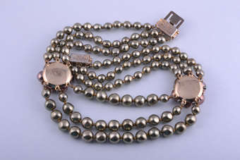 1950's Glass Necklace |  |