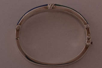 Silver Vintage Bangle |  |