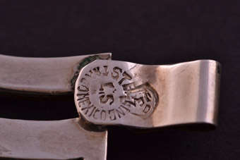 Silver Vintage Necklace |  |