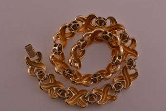 Vintage Gilt Necklace |  |
