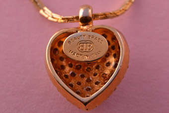 Gilt Vintage Pendant |  |