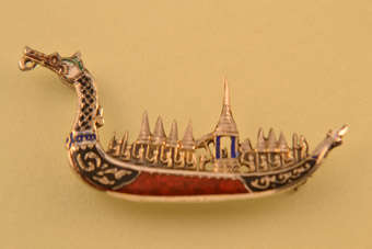 Siamese Dragon Brooch |  |
