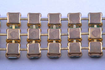 Gilt 1950's Bracelet |  |