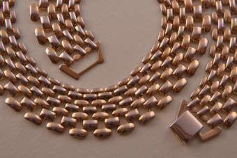 Vintage Choker / Necklace | National Free Shipping |