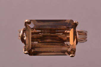 Gold Retro Ring |  |