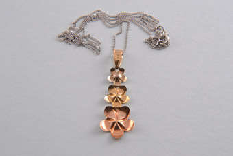 9ct Gold Modern Pendant