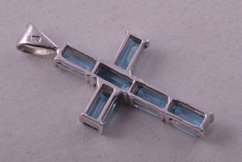 9ct Gold Modern Cross |  |