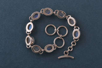 Silver Modern Bracelet |  |