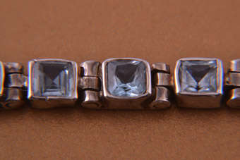 Silver Modern Bracelet |  |
