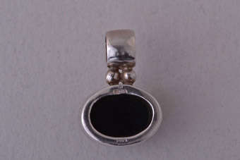 Silver Pendant With Onyx |  |