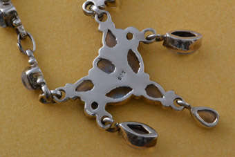 Silver Modern Necklace |  |