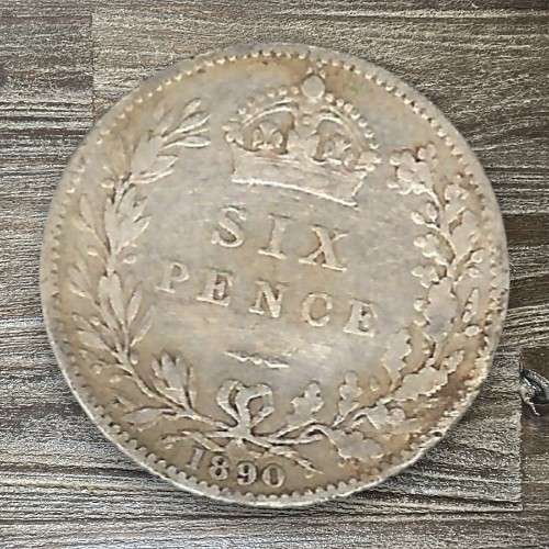 1890 *** British Silver 6P *** Worn silver coin