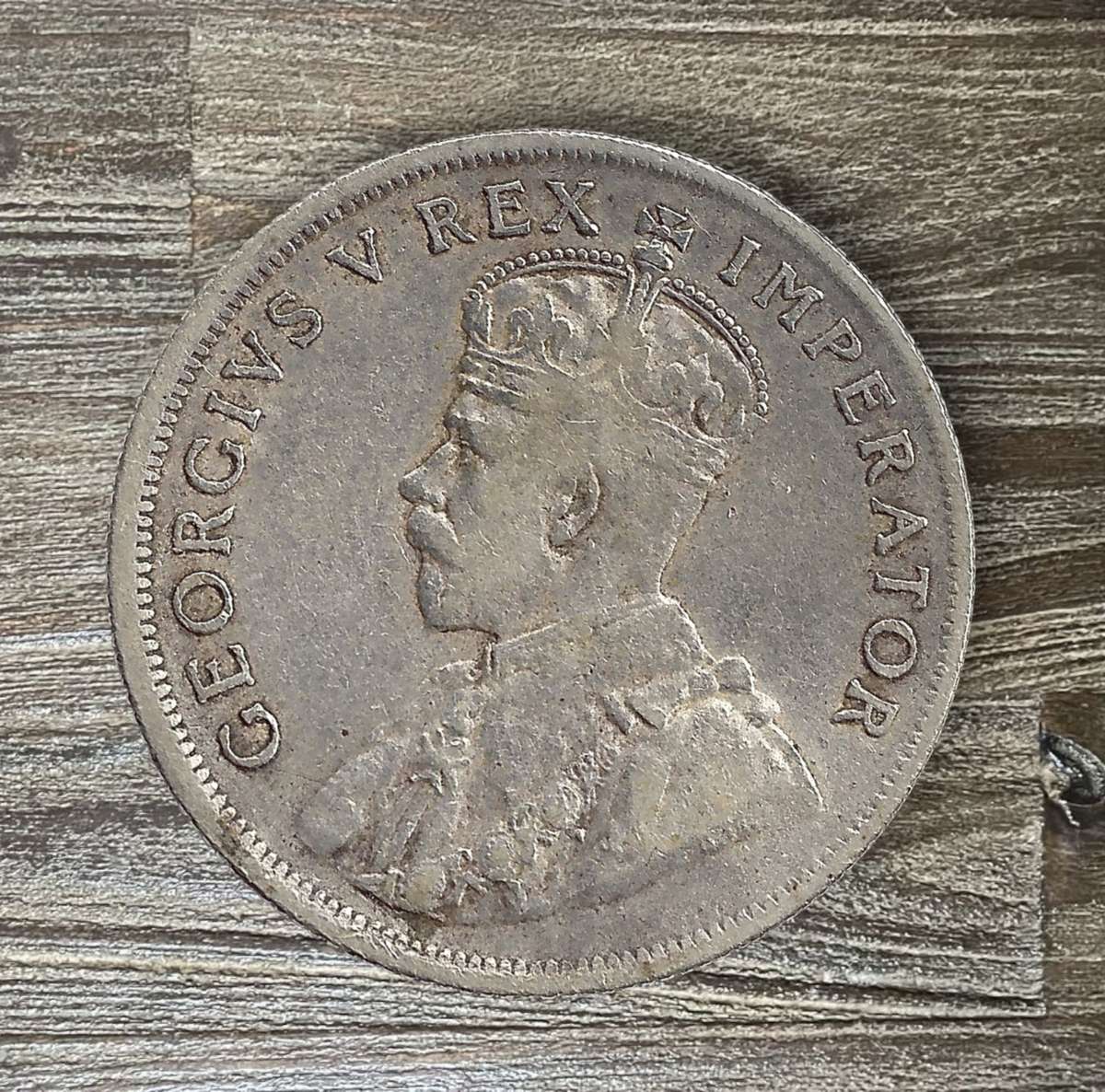 1930 *** 2 Shilling *** Decent to collect