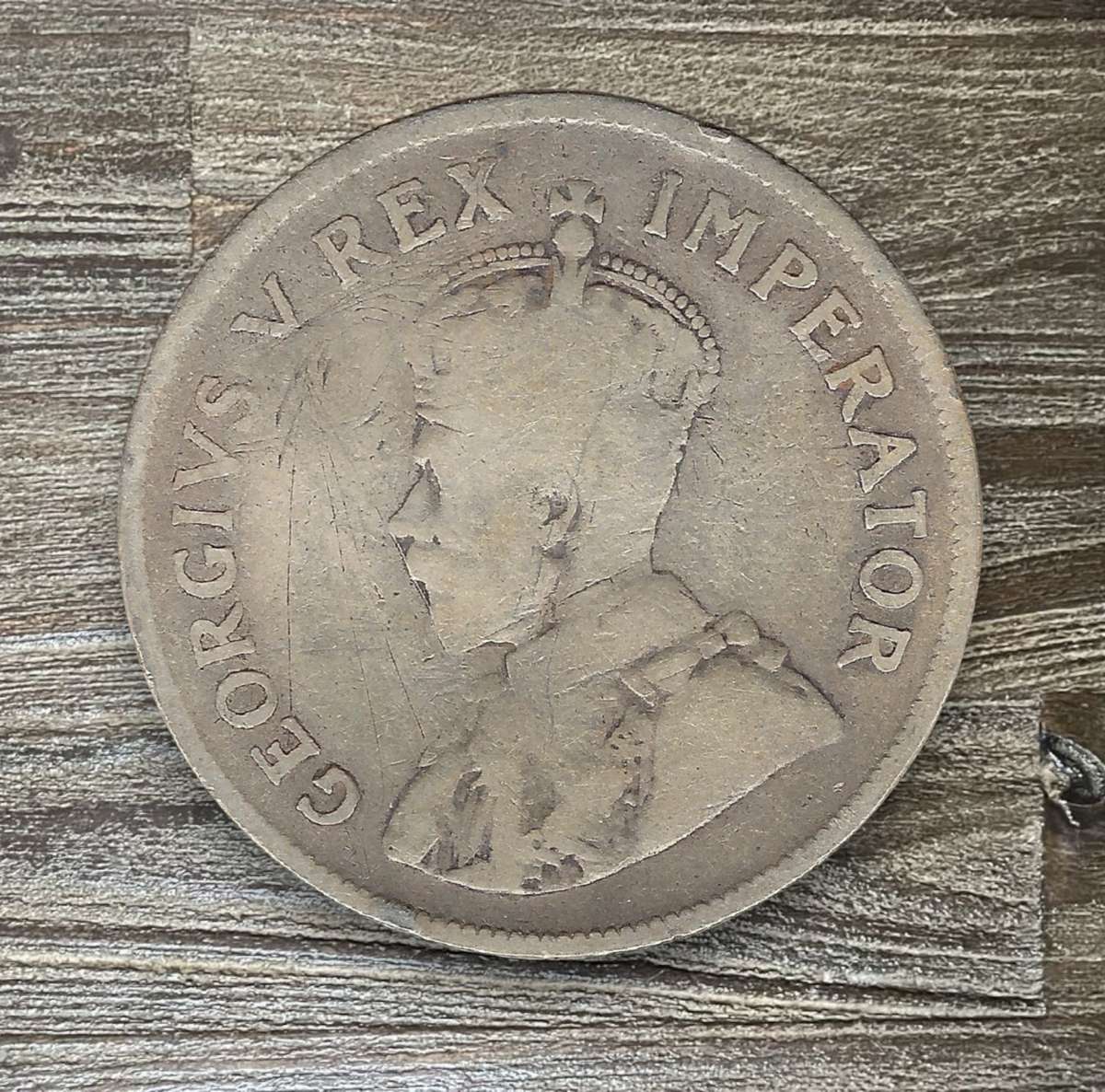 1927 *** 2 1/2 Shilling *** Please grade based on scans