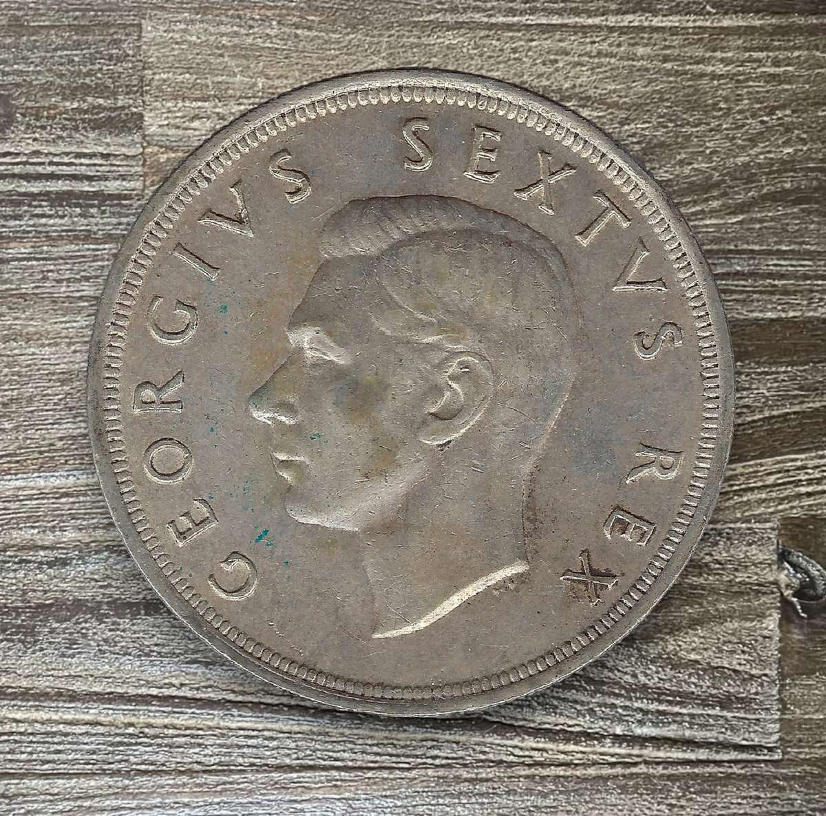 1952 *** 5 Shilling *** VF+ condition