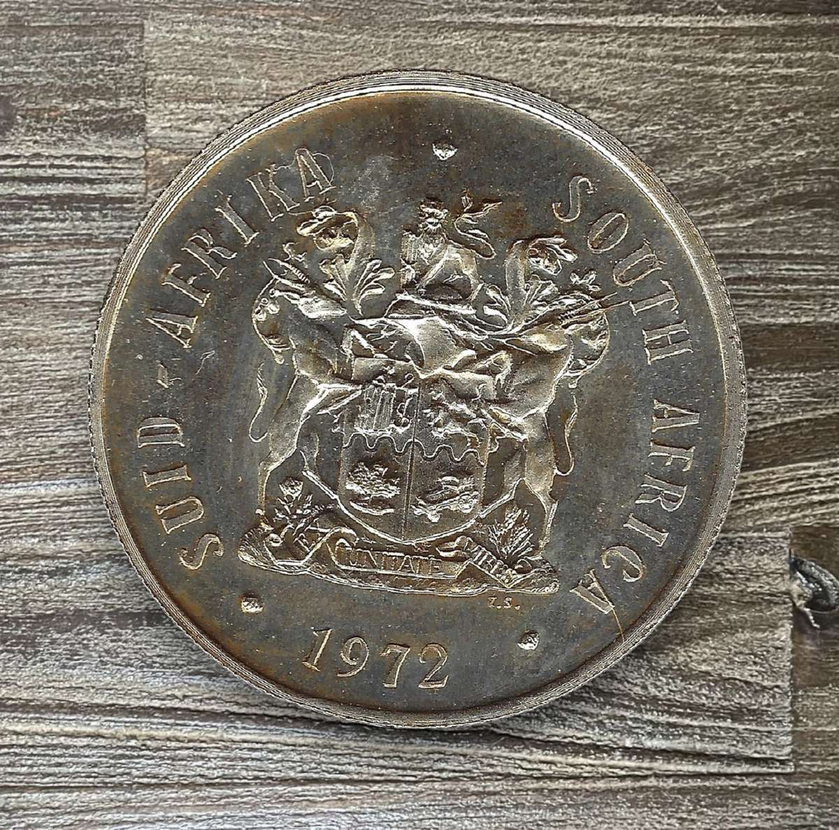 1972 *** Silver R1 *** unc