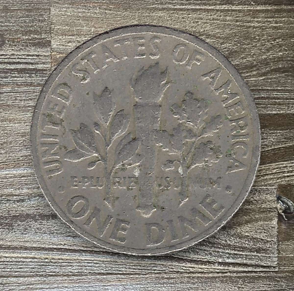 1967 *** USA 1 Dime *** Collect all coins from around the world