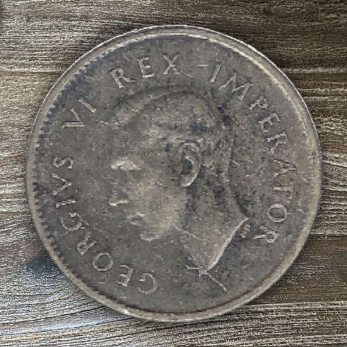 1942 *** 3 Pence *** 80% silver content