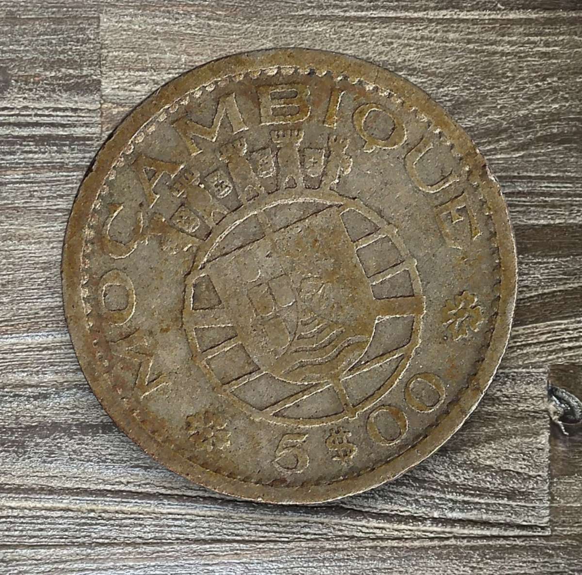 1960 *** Mocambique 5 escudos *** Silver (.650) Weight 4 g