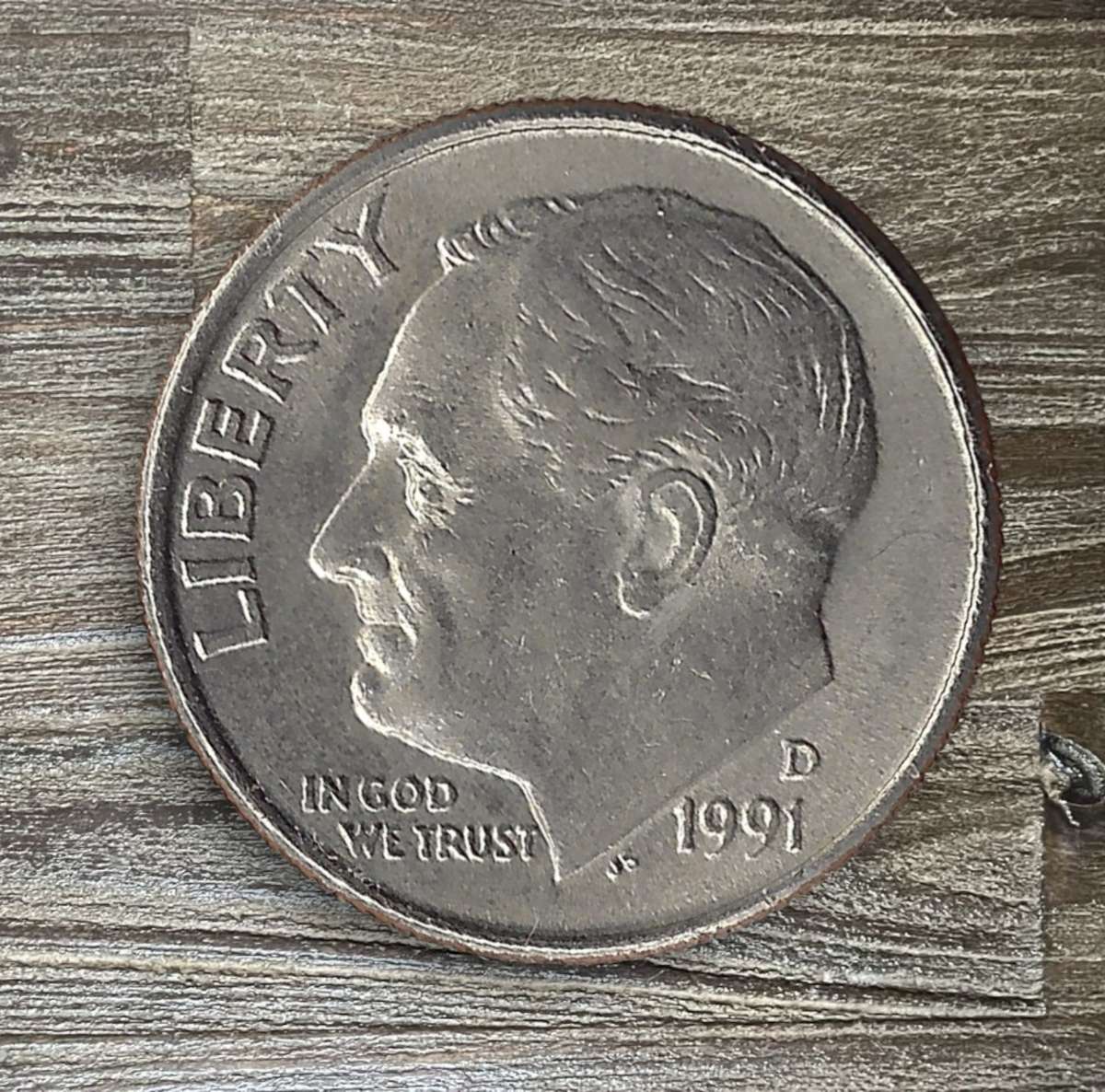 1991 *** USA 1 Dime *** Collect all coins from around the world