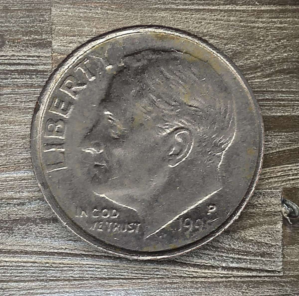 1996 *** USA 1 Dime *** Collect all coins from around the world