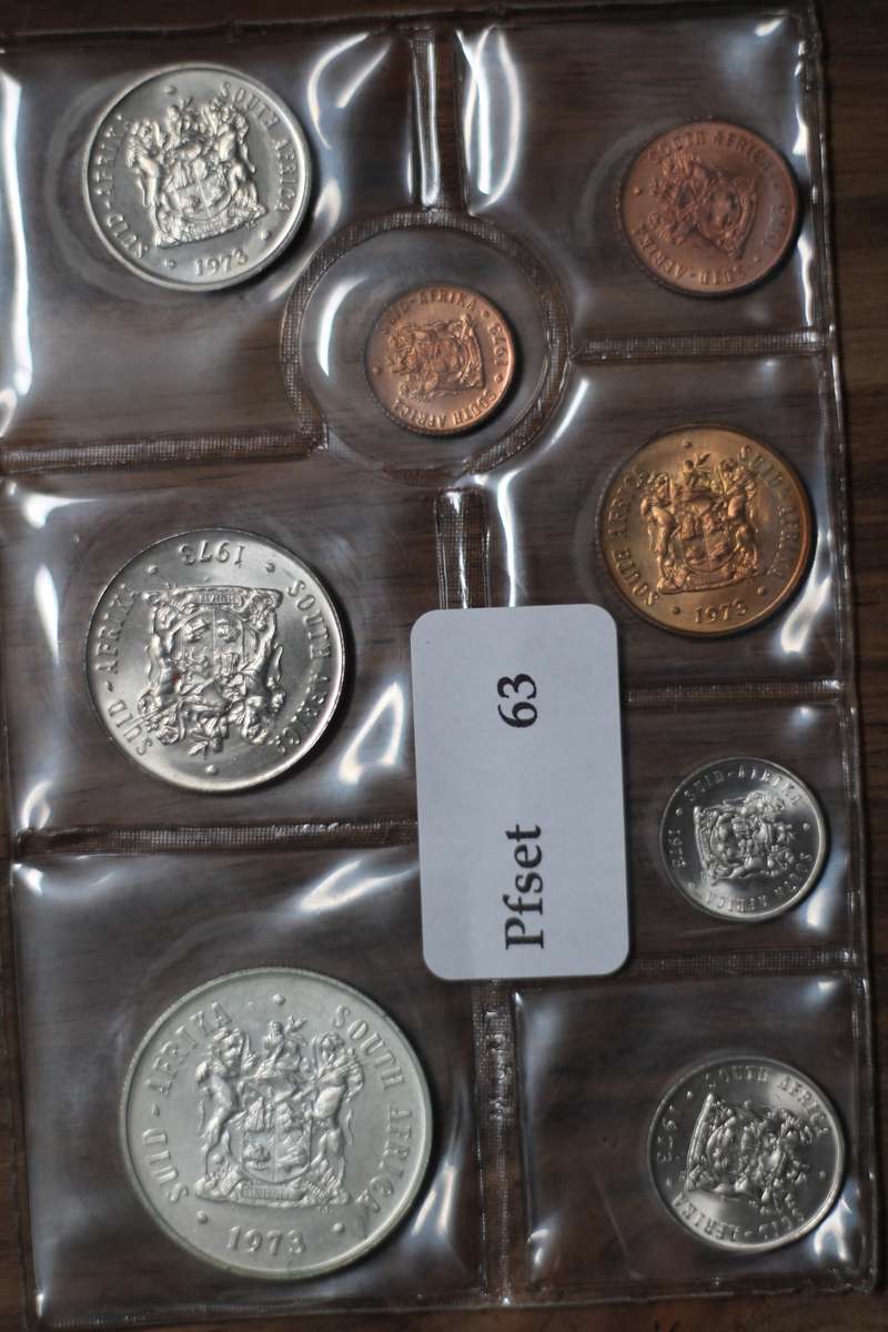 1973 *** Uncirculated set with Silver R1