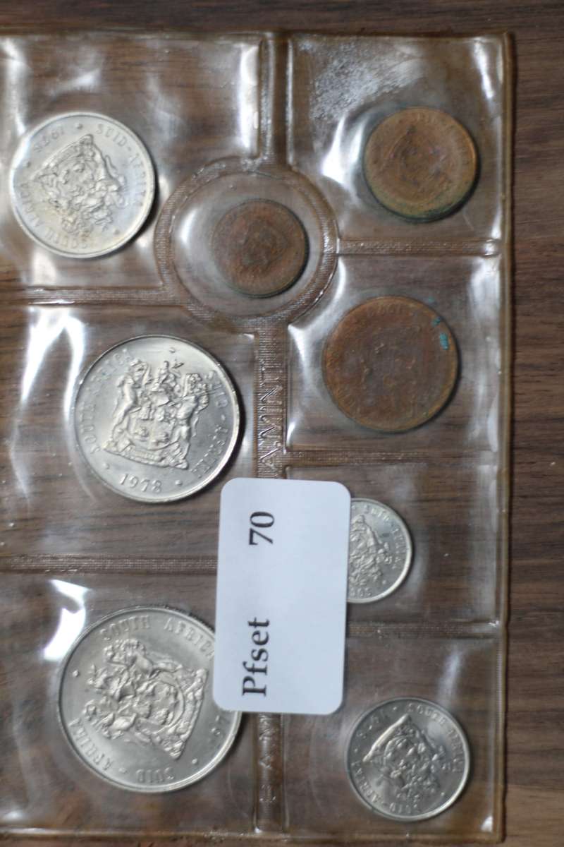 1978 *** Uncirculated set with Nickel R1