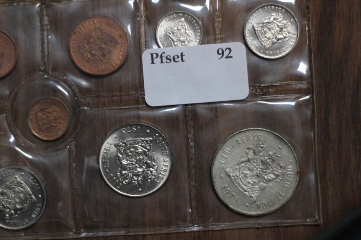 1973 *** Uncirculated set with Silver R1