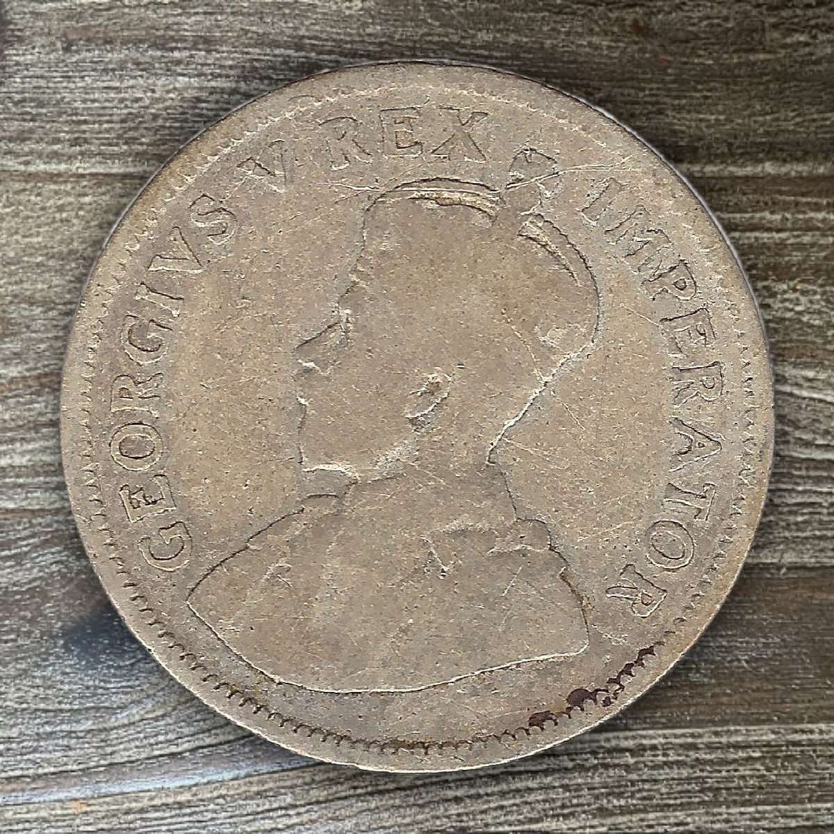 1927 *** 1 Shilling *** 80% silver, Worn filler