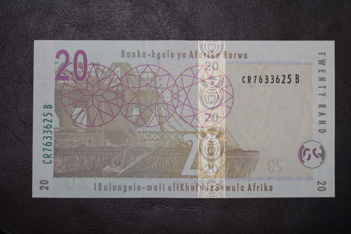 Gill Marcus *** R20 *** Please grade from photos