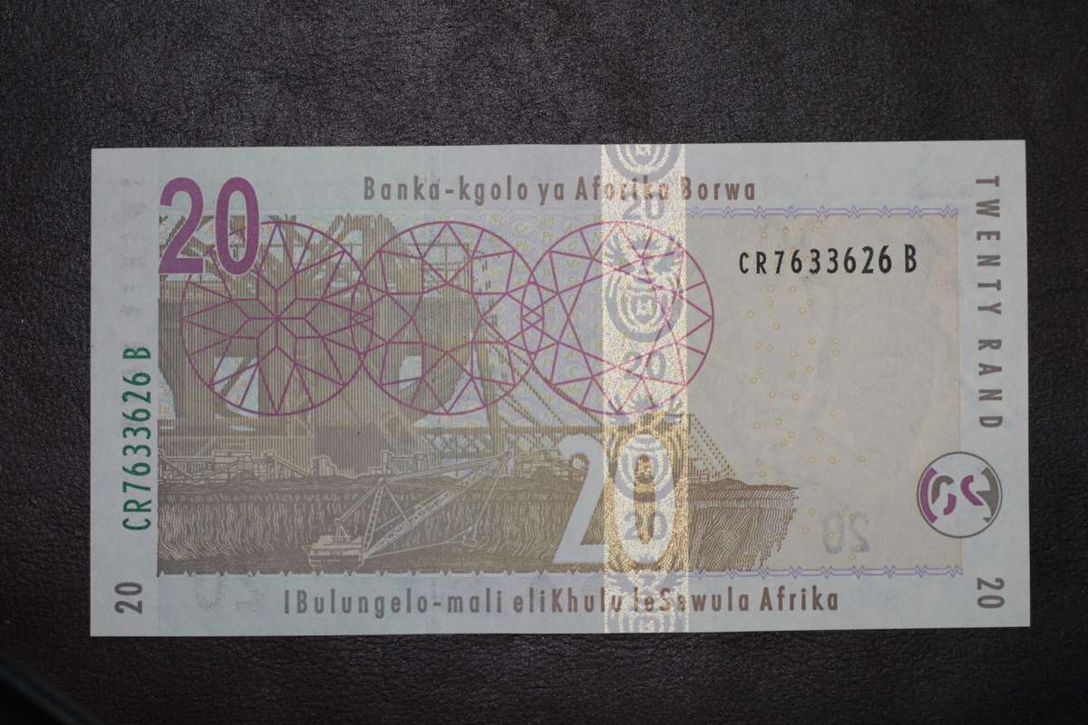 Gill Marcus *** R20 *** Please grade from photos