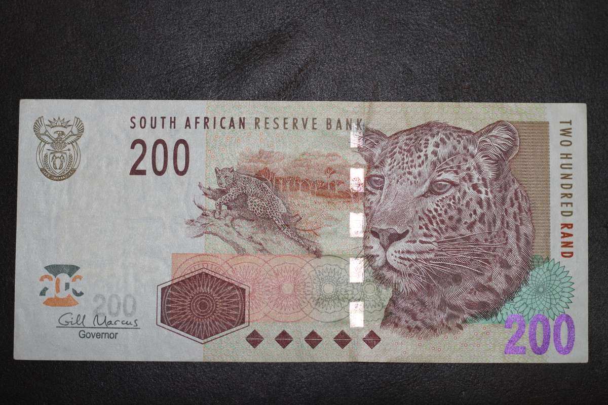 Gill Marcus *** R200 AA series *** Scarce