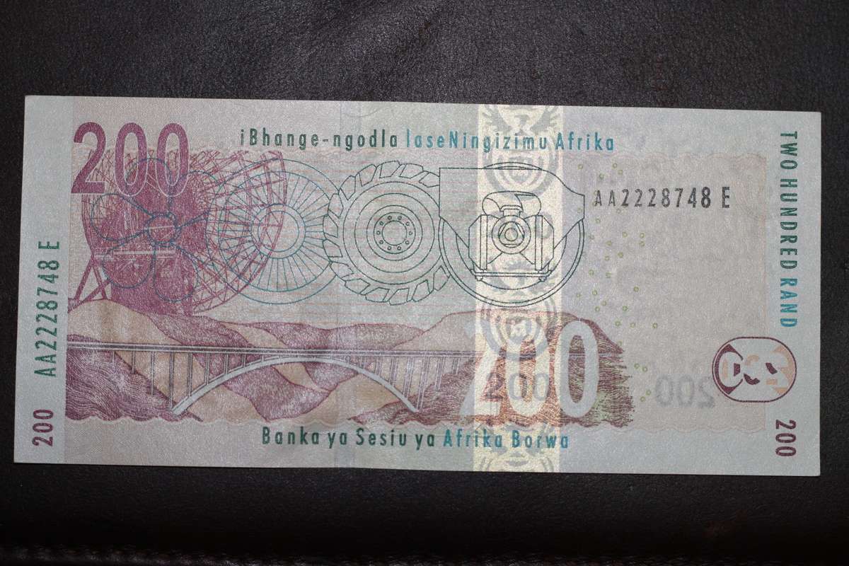 Gill Marcus *** R200 AA series *** Scarce