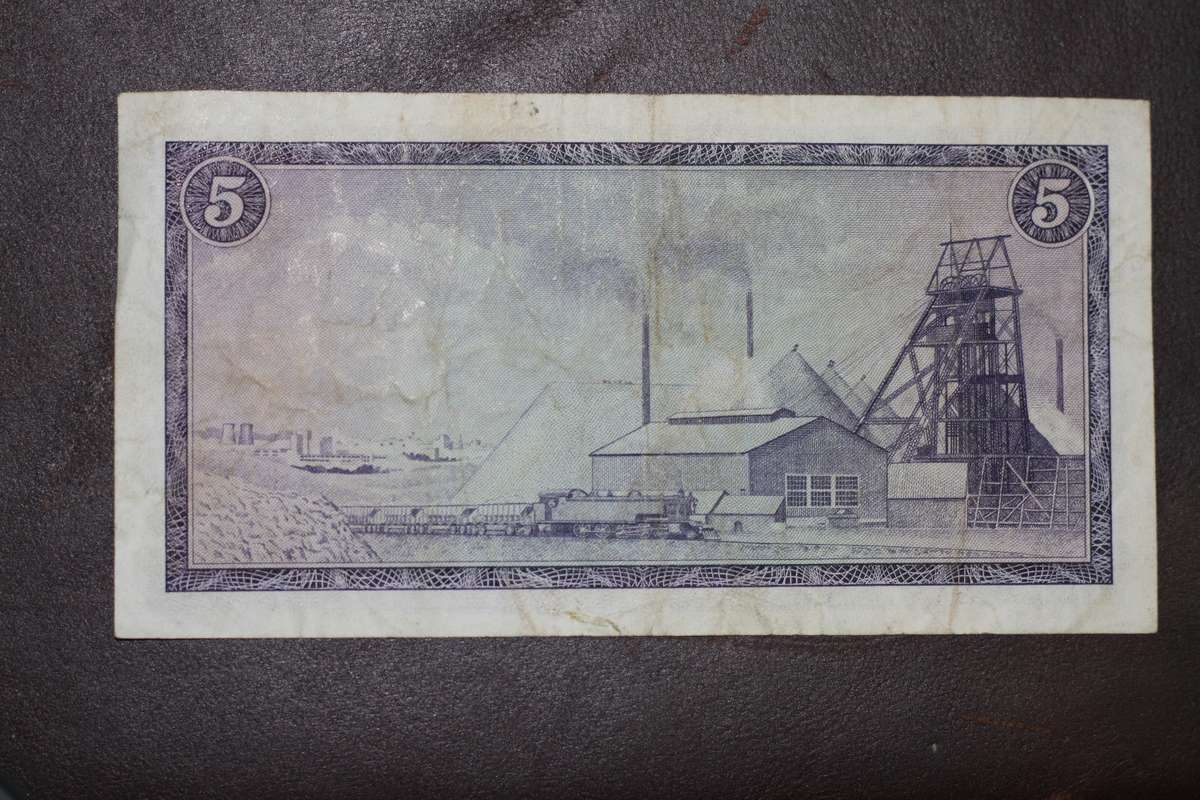 TW de Jongh 1975 Third issue *** R5 *** Please grade from photos