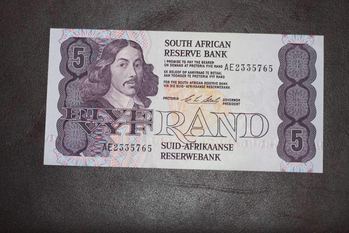 Stals First and only issue *** R5 *** Please grade from photos