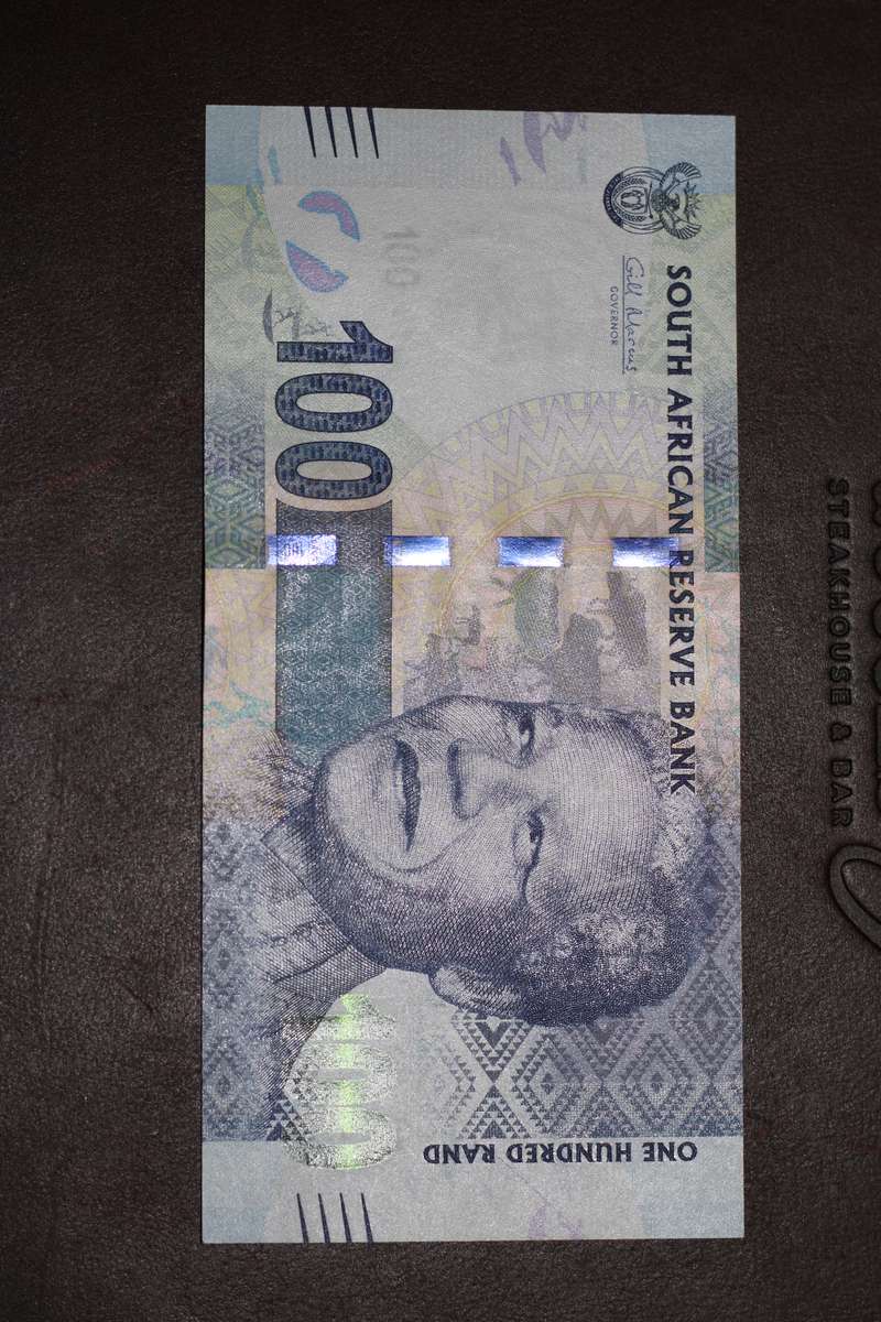 Gill Marcus *** R100 - AA PRefix *** Notes are going up in price