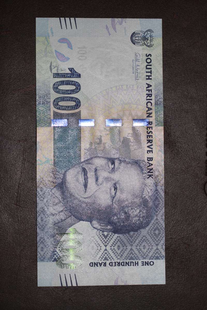 Gill Marcus *** R100 - AA PRefix *** Good value