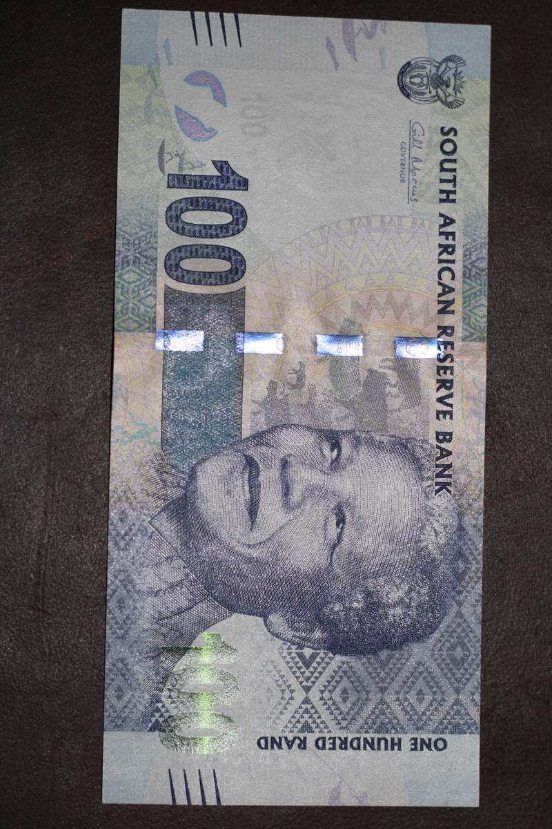 Gill Marcus *** R100 - AA PRefix *** Scarce