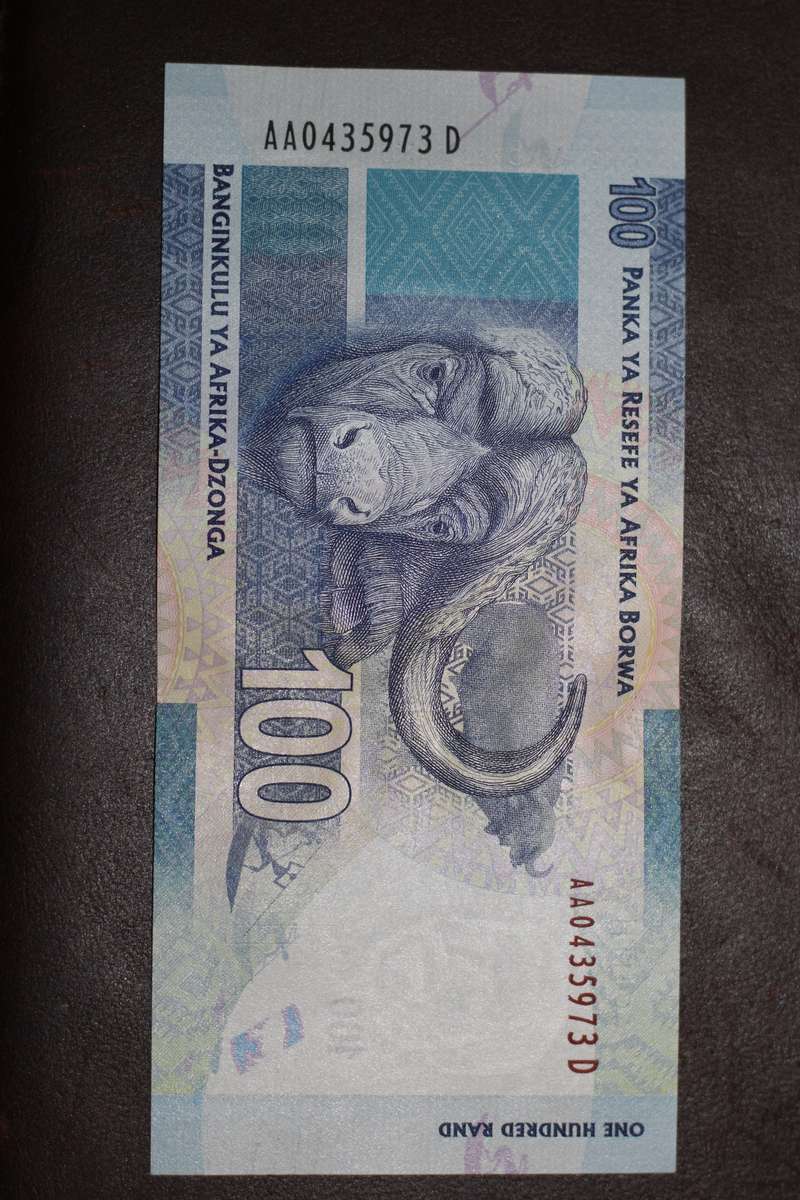 Gill Marcus *** R100 - AA PRefix *** Please grade from photos